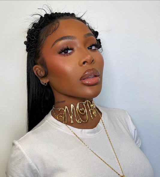 AMORE Choker
