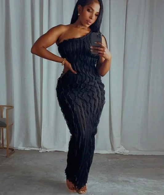 BLACK DELILAH RIPPLE EFFECT SEAMLESS MAXI DRESS