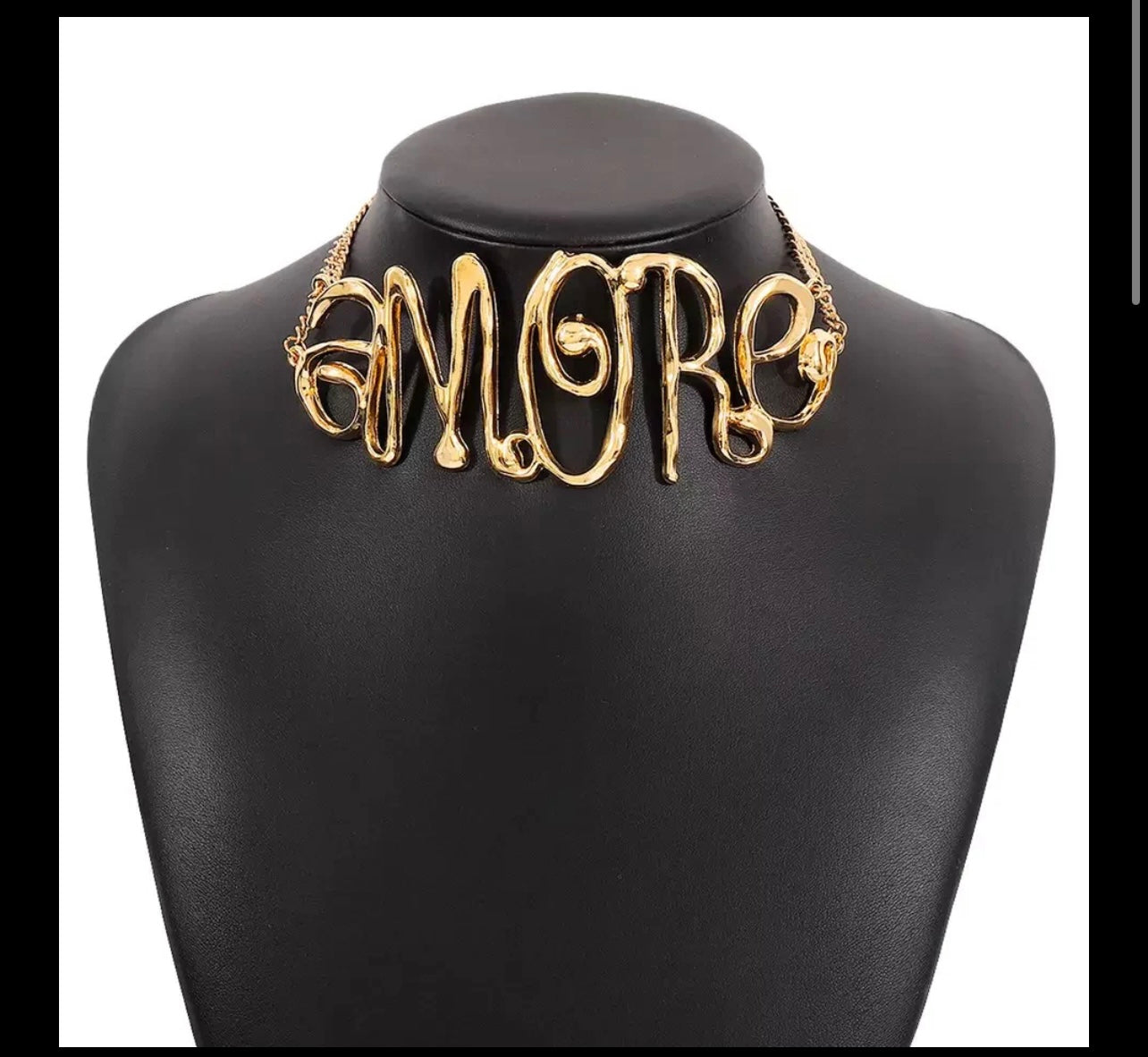 AMORE Choker