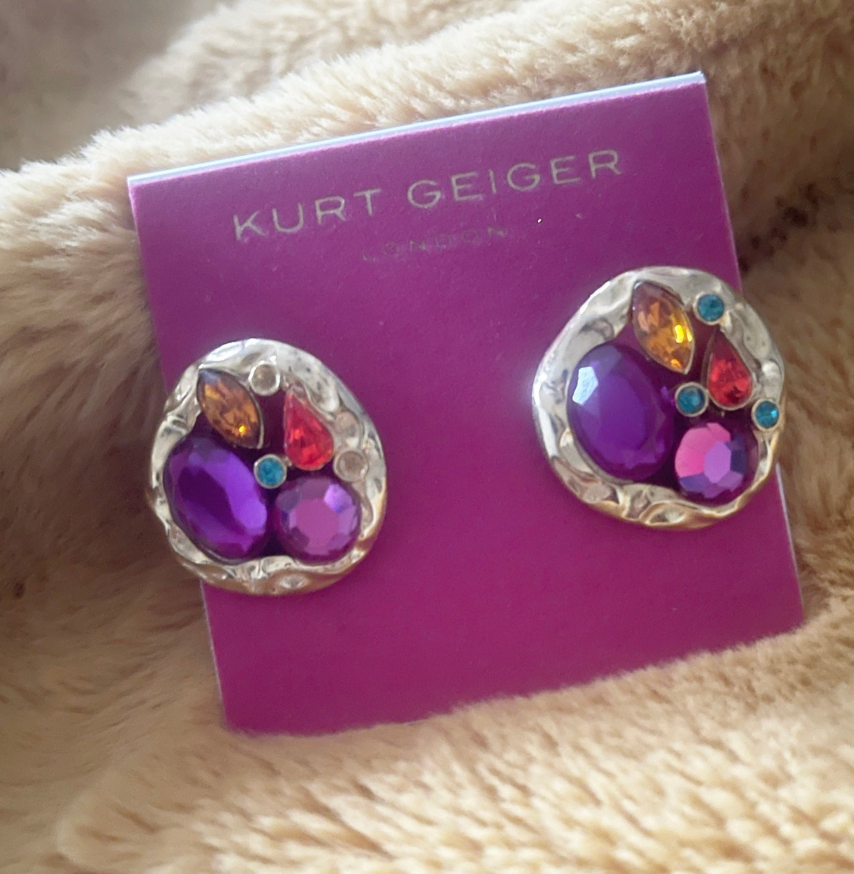 Vintage earrings ( THESE ARE NOT KURT GEIGER EARRINGS)