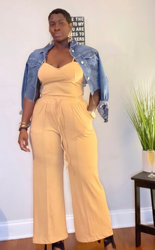 Jasmine set in brown